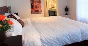 Room at 40 Bay Street